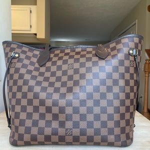Authentic Louis Vuitton Neverfull MM